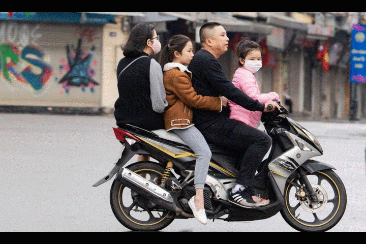 Những hình ảnh xấu xí trong sáng mùng 1 Tết